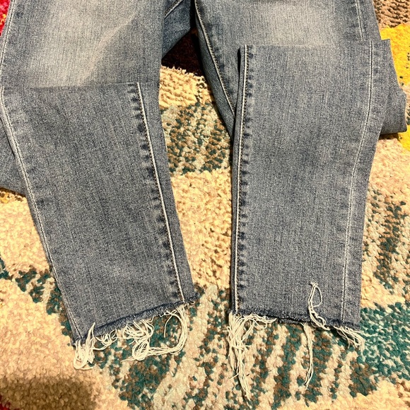 Levi’s Wedgie Skinny ripped jeans - Picture 7 of 7